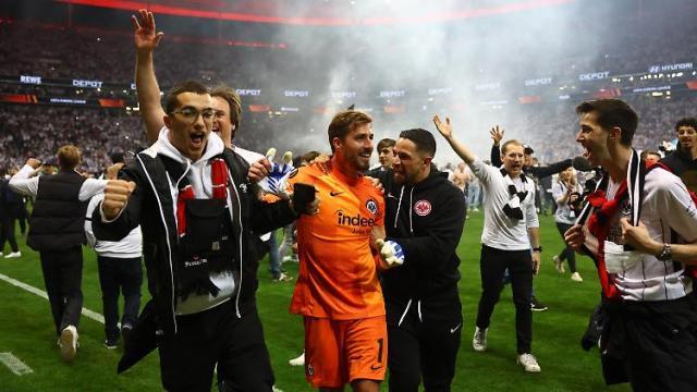 1652917446059084483.jpg e7951cee7c0d6e2c6fb97b3eb21aad07.jpg