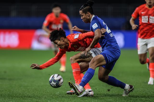 米乐M6-恒大足校11人获得一线队机会 有潜力但还没有实力